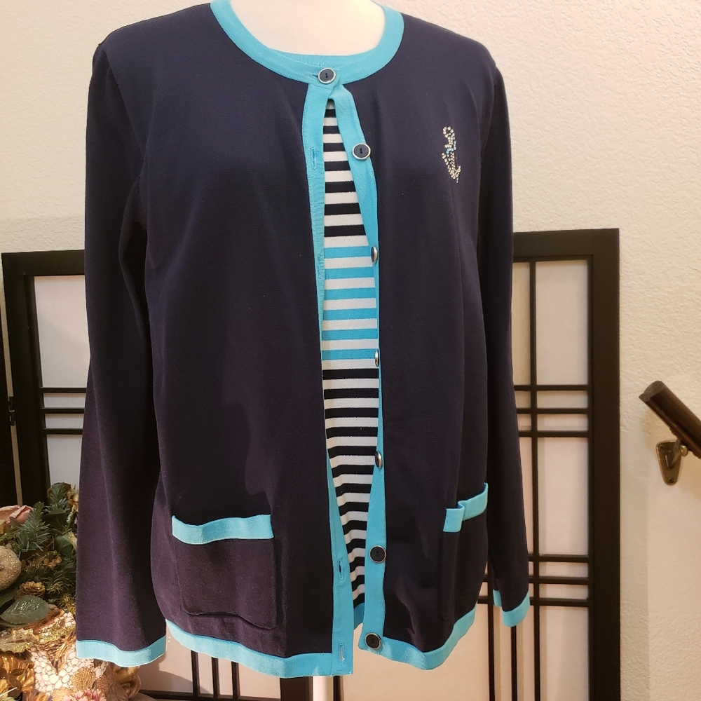 Blouse - Picture 2 of 7